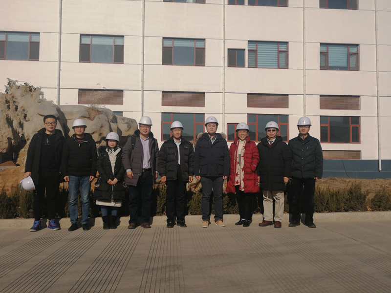 南京大學藥物開發(fā)研究所胡一橋教授團隊考察重山光電，洽談合作事宜