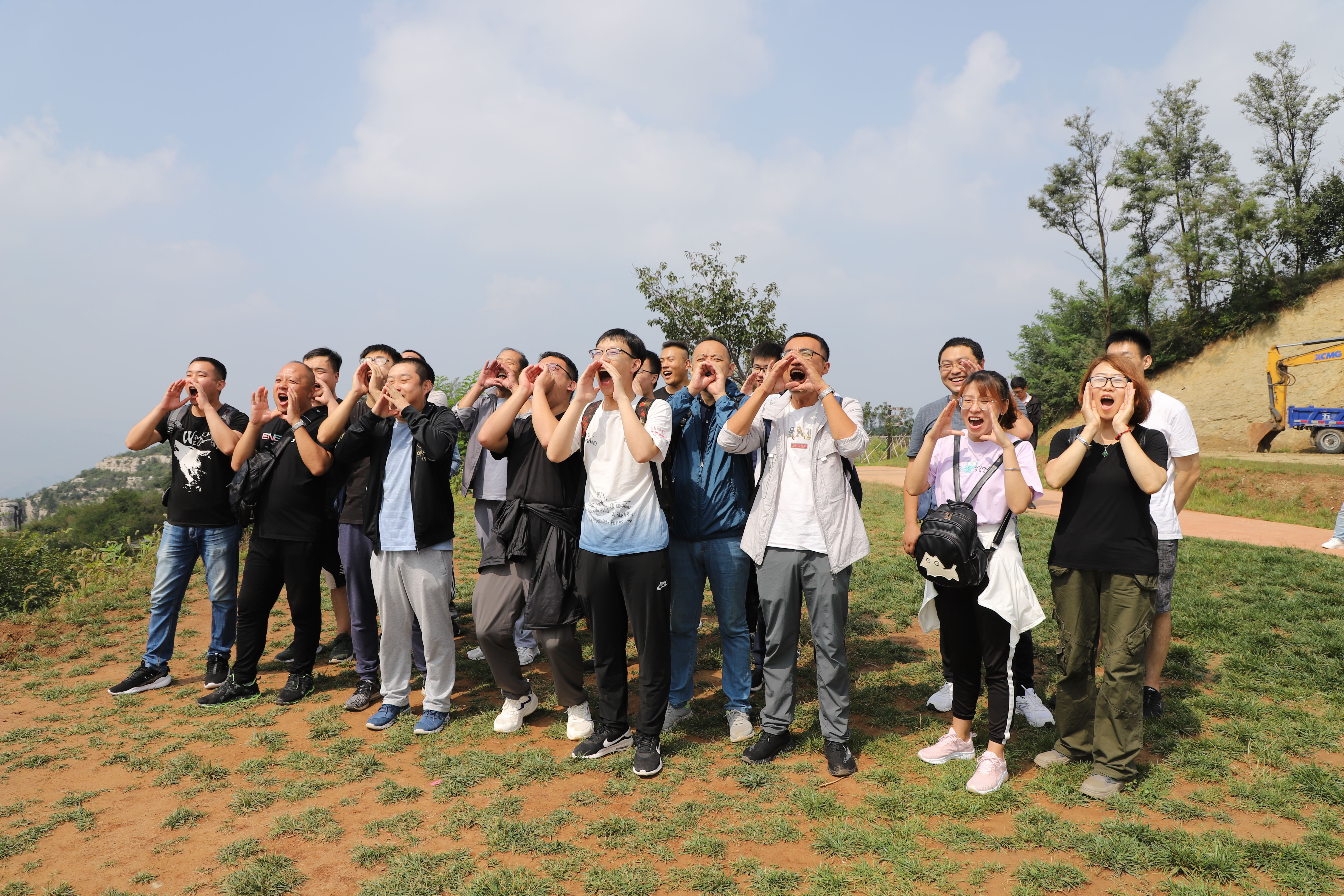 重山光電組織游覽齊山團(tuán)建活動(dòng)12