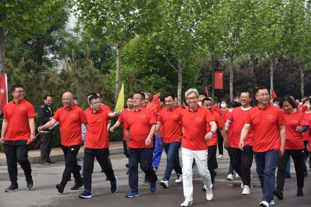 致敬五四精神 傳遞青春力量——集團(tuán)成功舉辦第二十一屆“重山杯”職工運動會13