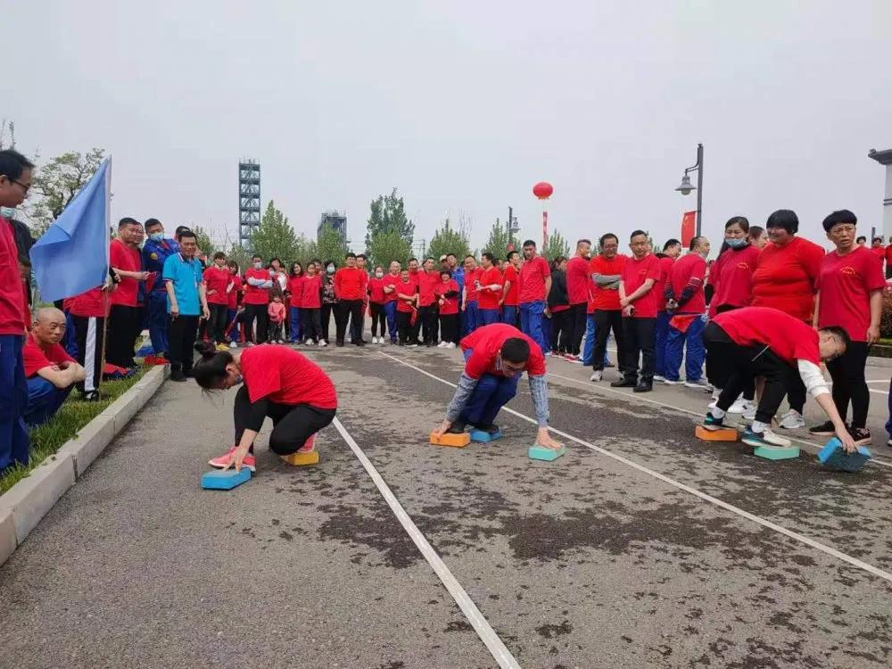 致敬五四精神 傳遞青春力量——集團(tuán)成功舉辦第二十一屆“重山杯”職工運動會13