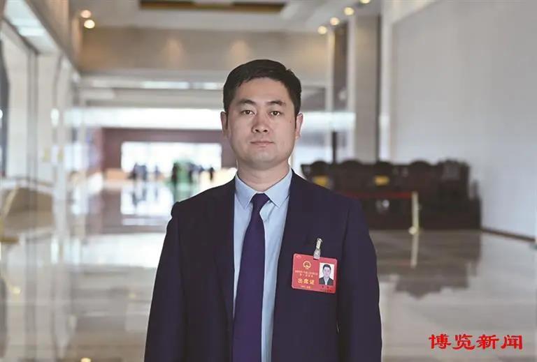 市兩會期間市人大代表、公司董事長李哲接受淄博日報(bào)采訪：產(chǎn)業(yè)賦能 加速實(shí)現(xiàn)新材料“產(chǎn)業(yè)躍遷”