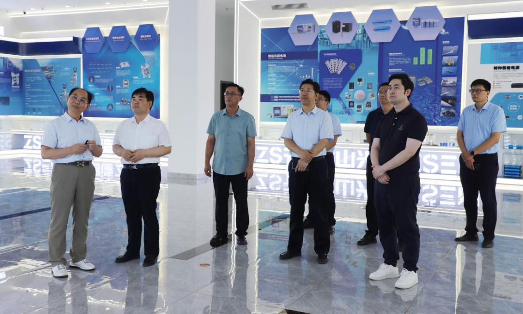 淄博市工業(yè)和信息化局黨組書記、局長(zhǎng)張亮云到我公司調(diào)研