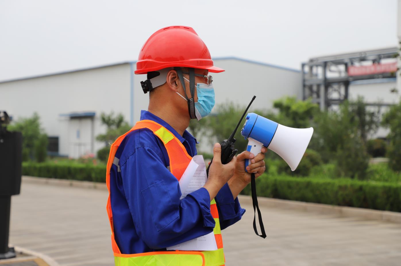 [“安全月”活動(dòng)系列報(bào)道]公司組織開(kāi)展危險(xiǎn)化學(xué)品防盜搶丟失應(yīng)急演練